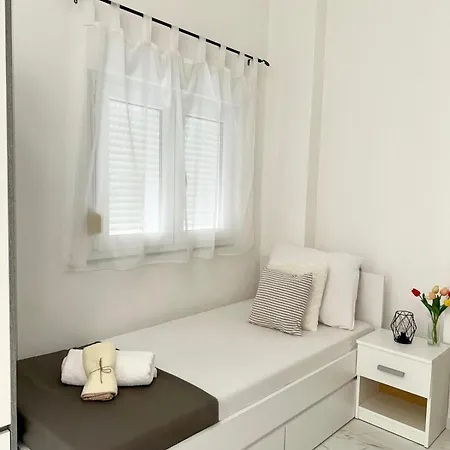 Modern Brand-new Apartment