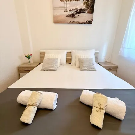 Modern Brand-new * Makarska