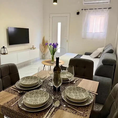 Modern Brand-new Appartement
